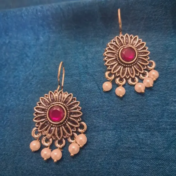 Elegant Oxidized Earrings – A Timeless Classic ✨