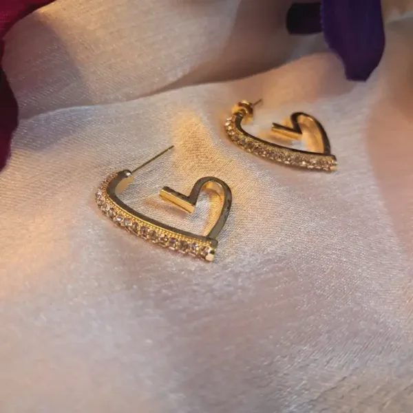 Trendy Korean stud earrings for women, daily wear and office wear. festive navratri and diwali